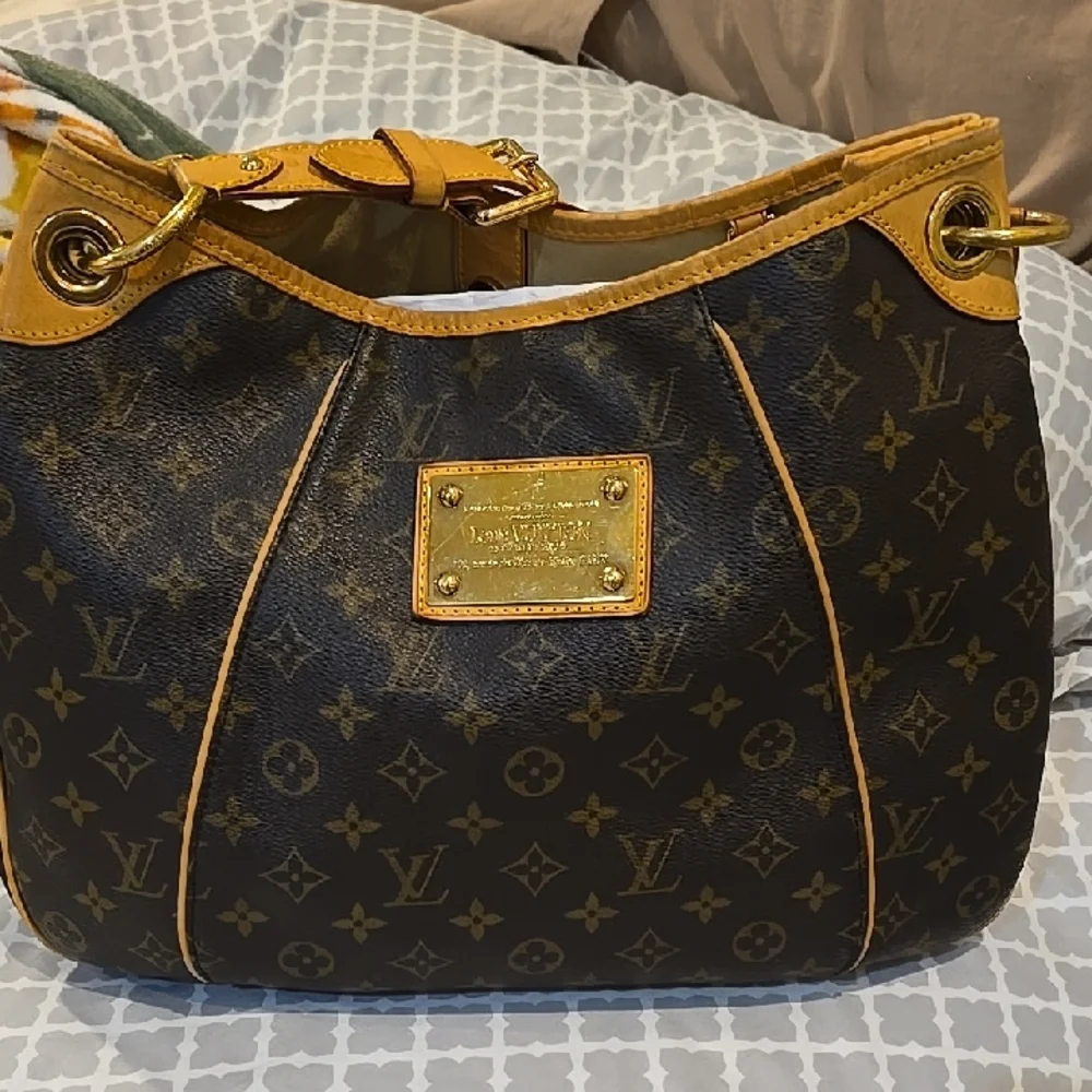 Louis Vuitton Brown and Tan Monogram Shoulder Bag - Picture 1 of 14